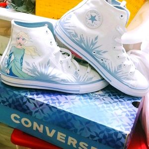 💎 Adorable Elsa FROZEN Converse💎